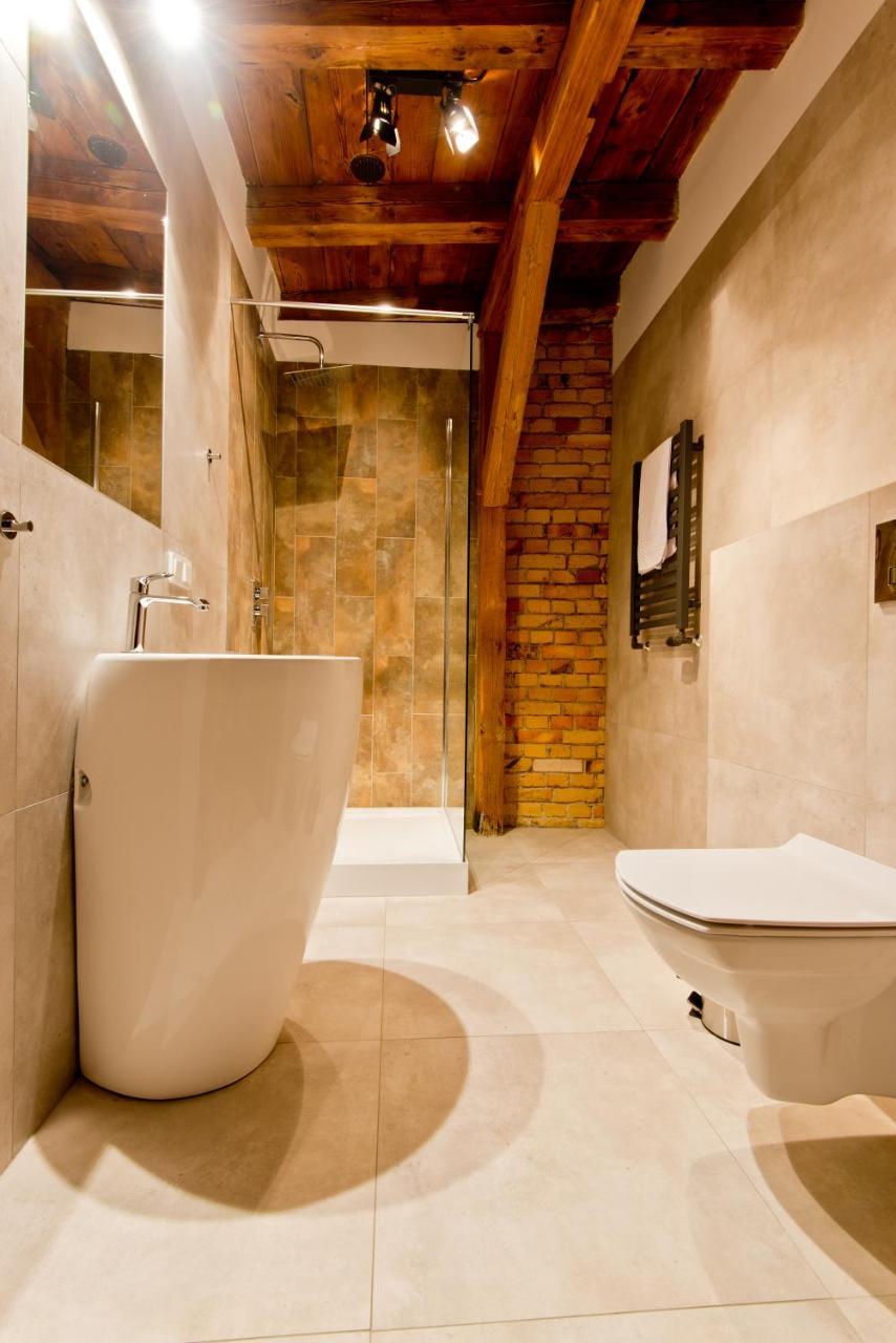 Apartsuites I Sorau Żary Exterior foto Bathroom