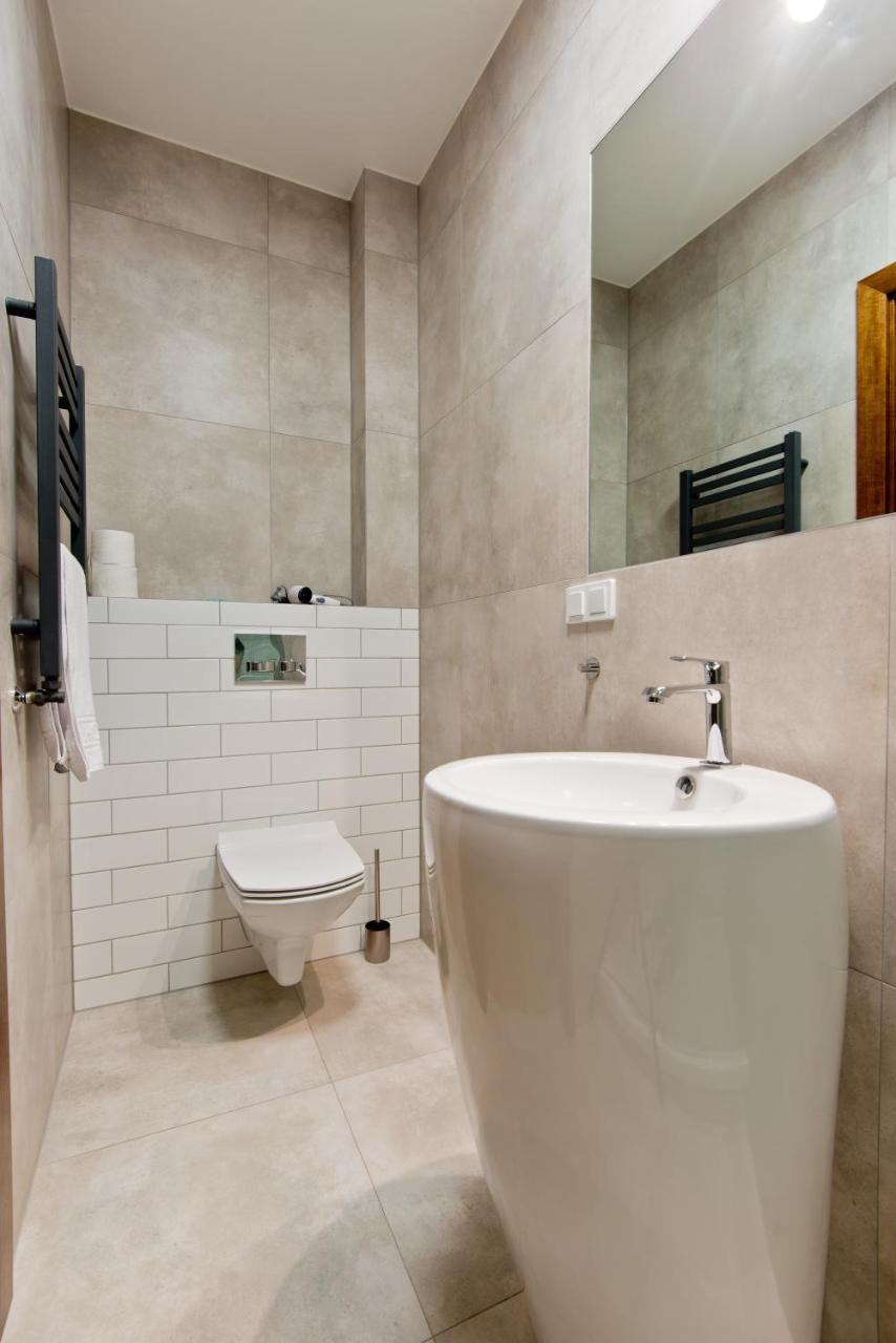 Apartsuites I Sorau Żary Exterior foto Bathroom