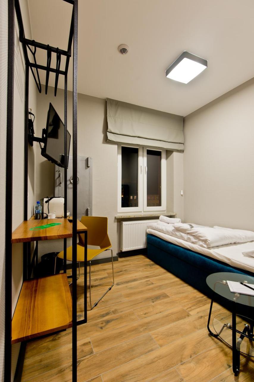 Apartsuites I Sorau Żary Exterior foto A room at the hotel