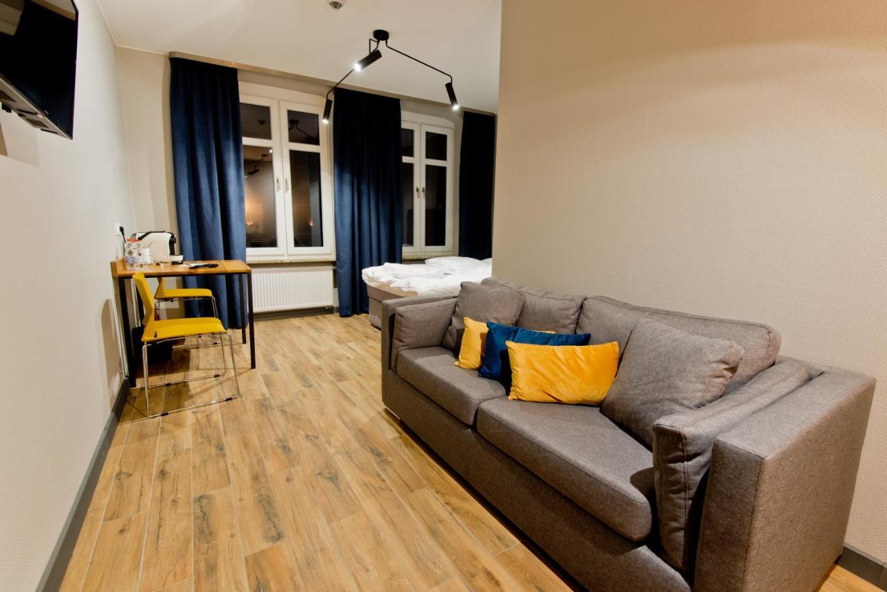 Apartsuites I Sorau Żary Exterior foto A typical studio apartment in Berlin, Germany